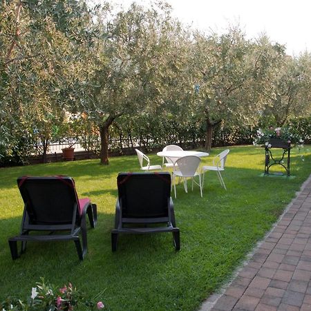 Appartamenti Villa Adriana Torbole Sul Garda Екстер'єр фото